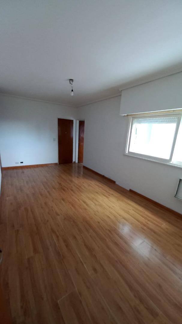 OPORTUNIDAD - VENTA - Depto 2 ambientes - Quilmes Centro