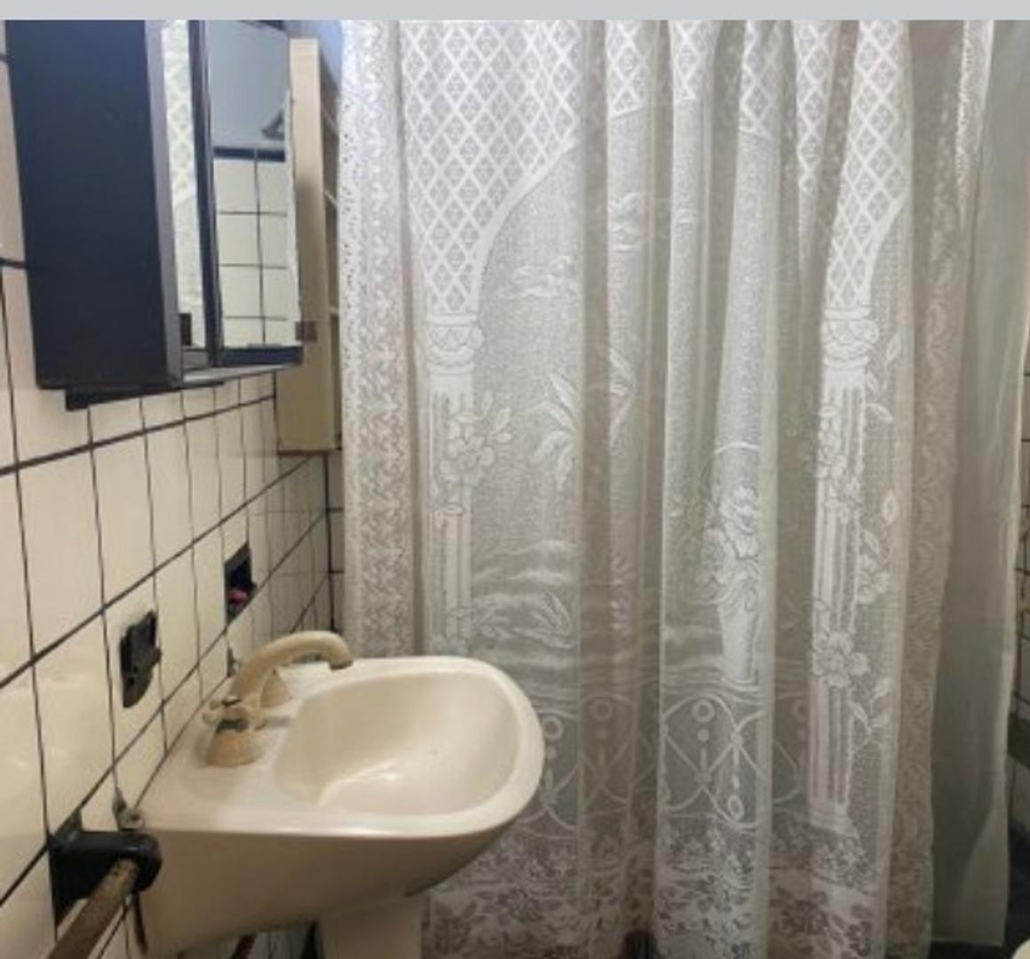 CASA EN VENTA 3 DORM. APTO CREDITO  NUEVAS CONDICIONES