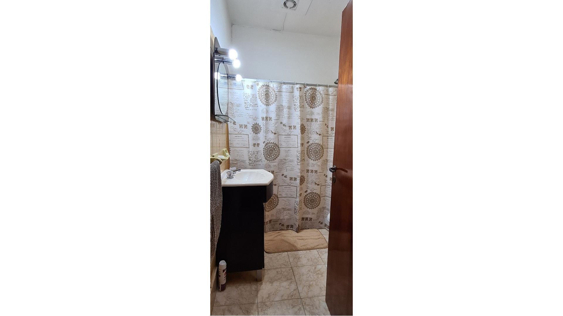 Casa 3 ambientes con 3 baños