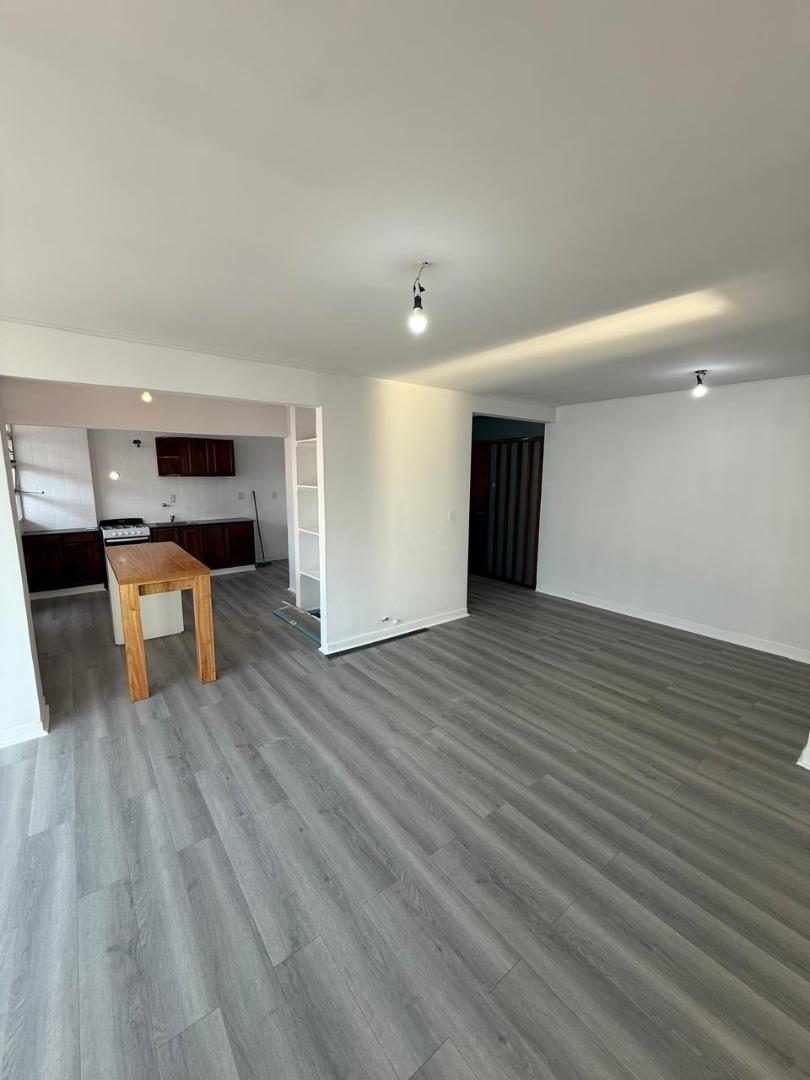 SEMIPISO 3 AMBIENTES 2 BAÑOS APTO PROFESIONAL