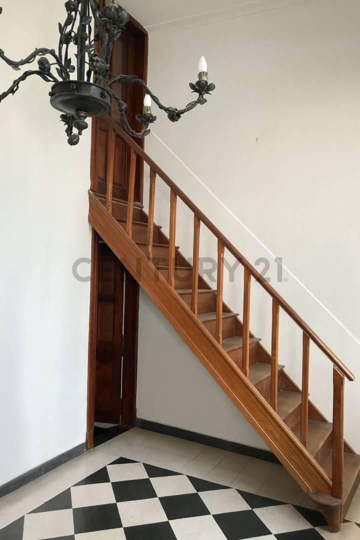 18 E/66 Y 67 , Piso 0