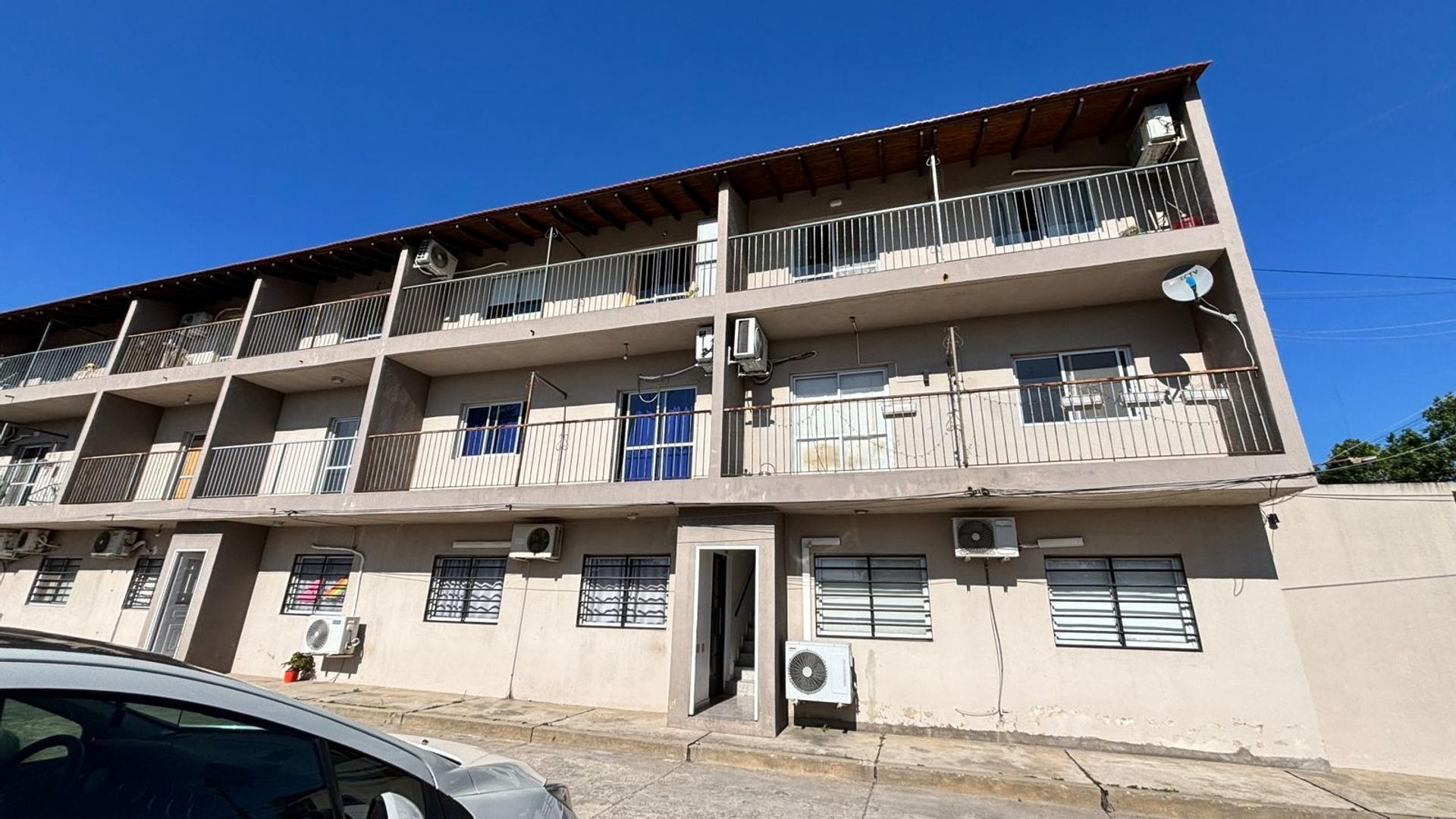 Calle 154 3700, Piso 1er Piso