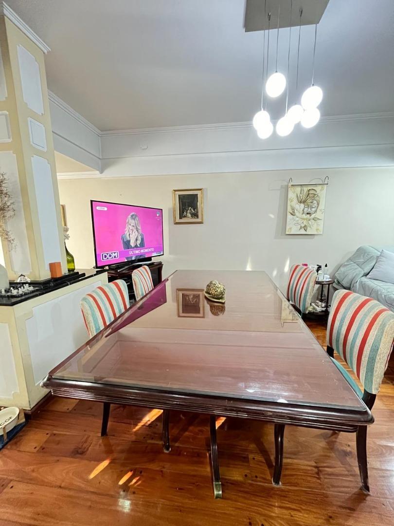 Casa 5 ambientes con 5 baños