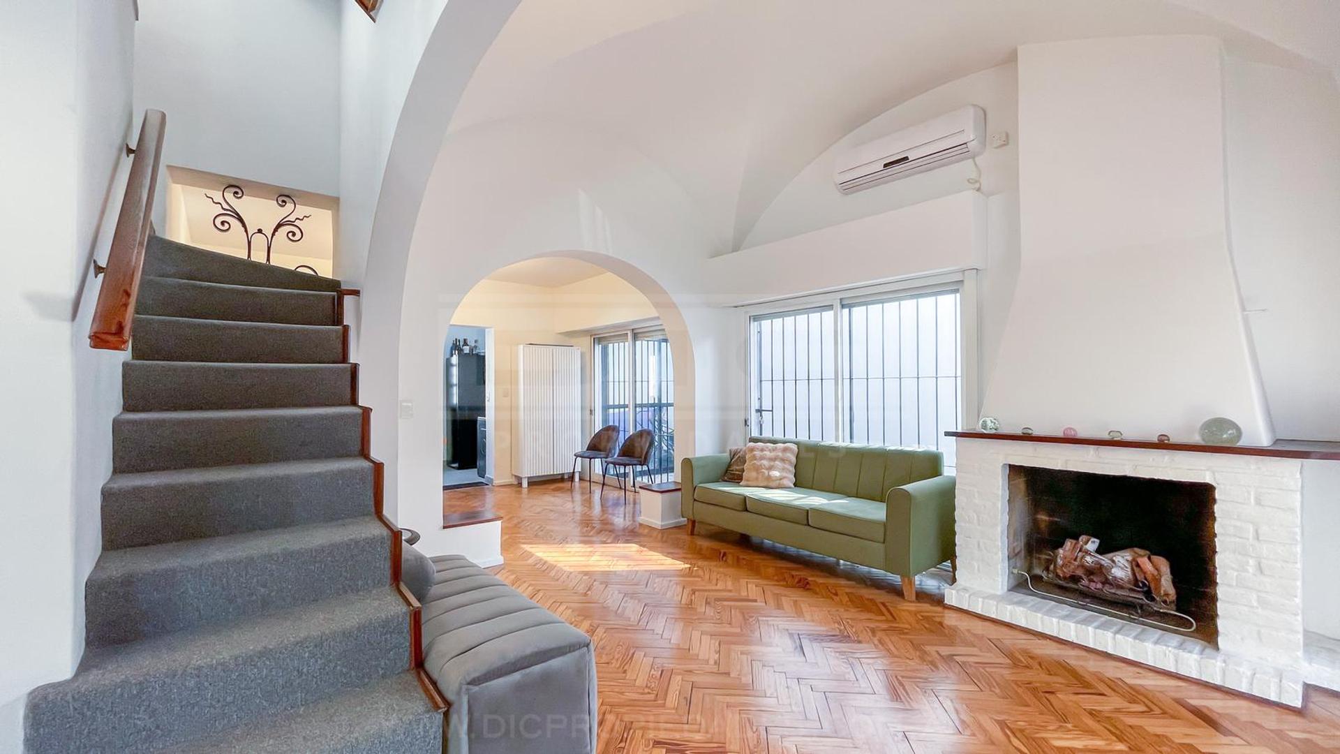 Casa en Venta con 1 cochera