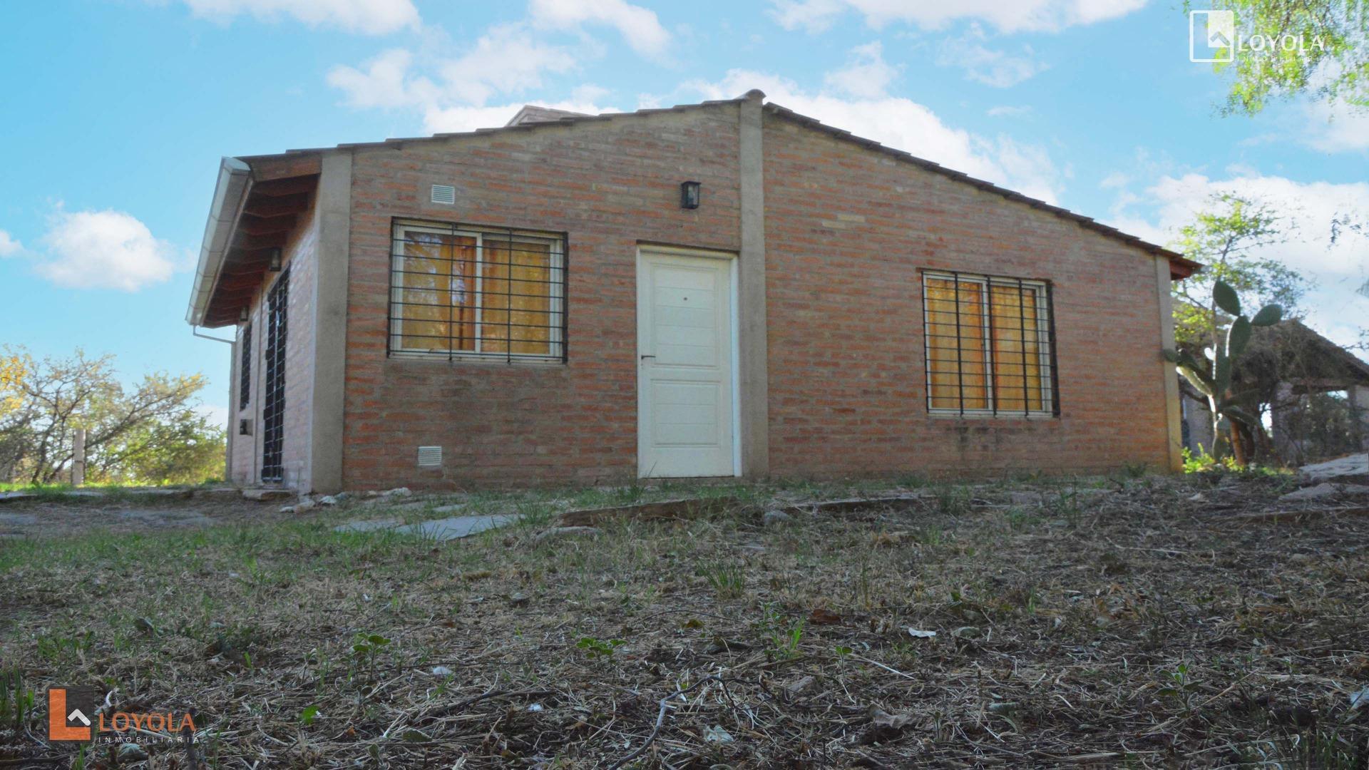 Casa 3 ambientes con 1 baño