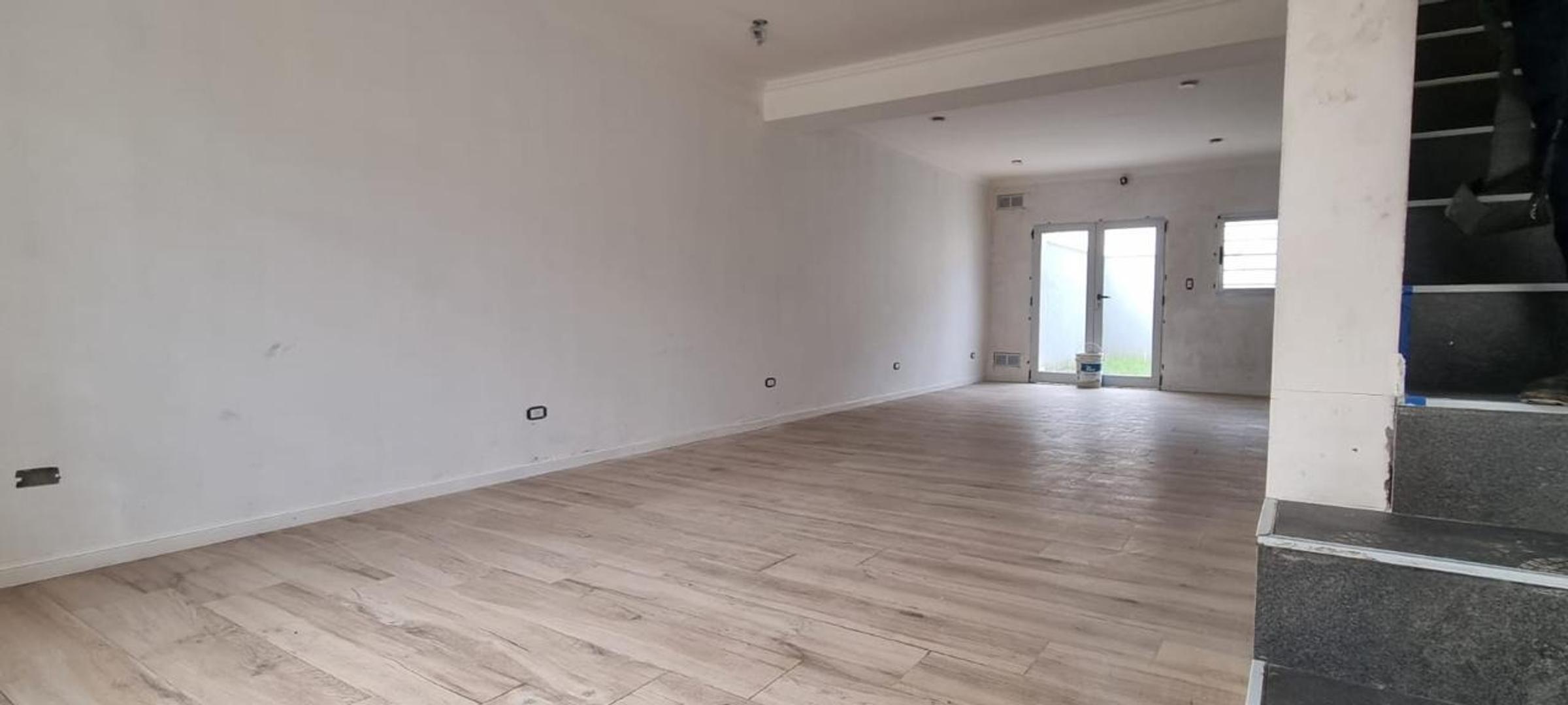 DUPLEX A ESTRENAR (frente) - HURLINGHAM