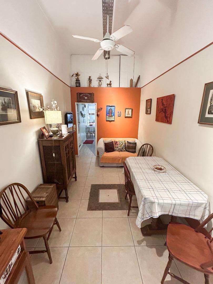 Casa 6 ambientes con 3 baños