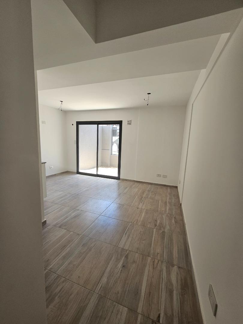 DOS AMBIENTES EDIFICIO APOLO