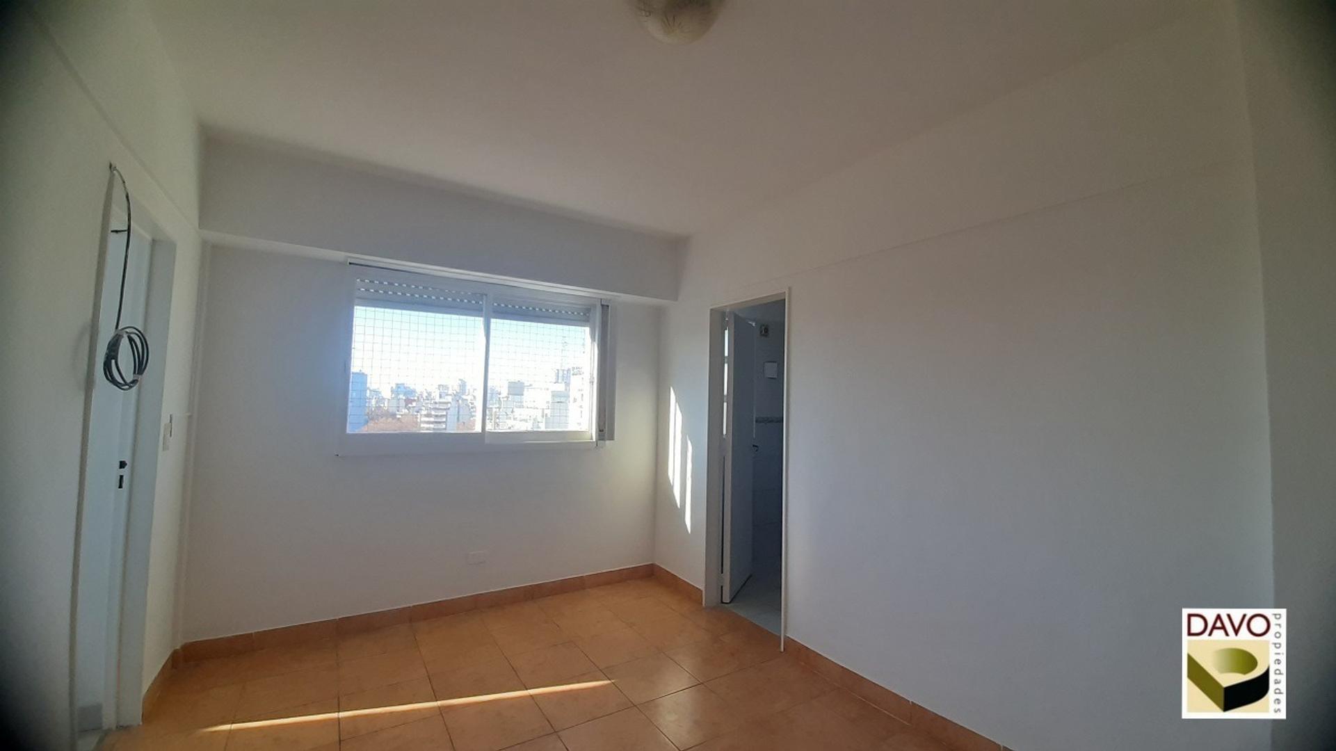Departamento 3 ambientes + escritorio o 3° dorm. impecable