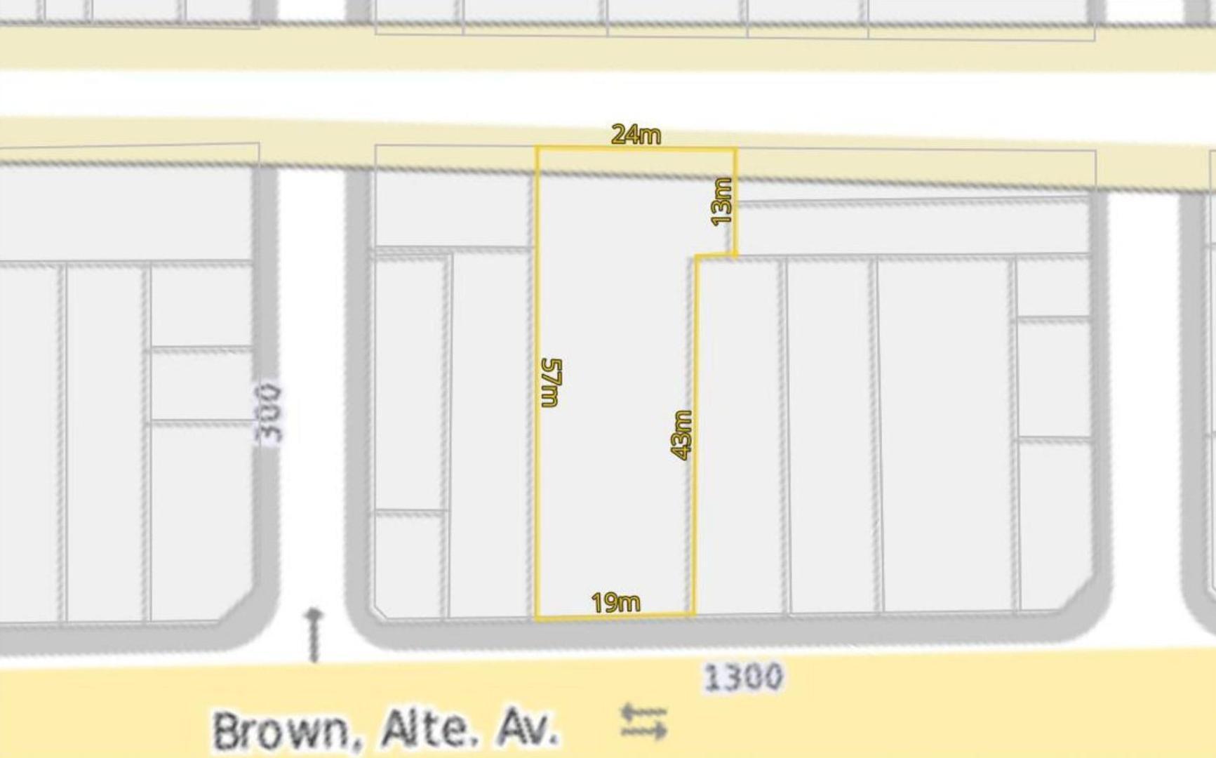 EXCEPCIONAL LOTE DE TERRENO APTO  GARAGE,CONTENEDORES,MICROS