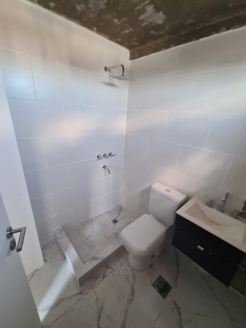 Departamento en Alquiler en Haedo, $ 400.000