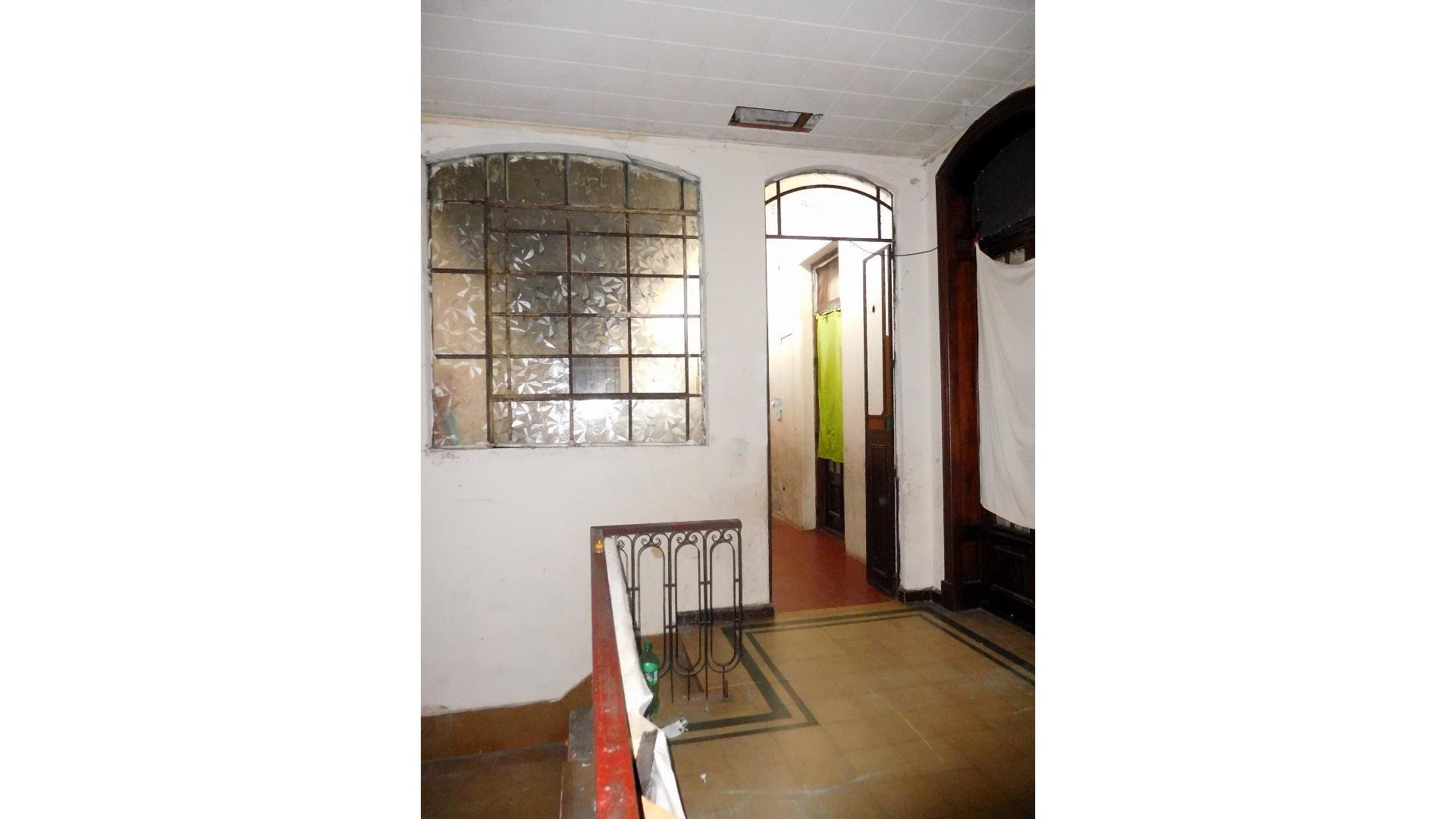 Casa en Venta con 10 cocheras