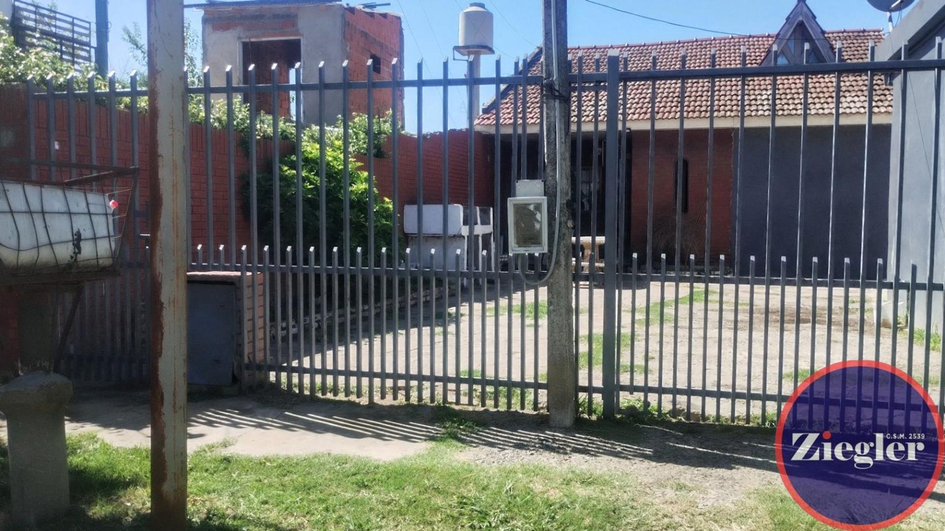 Casa en alquiler c/ cochera en San Miguel