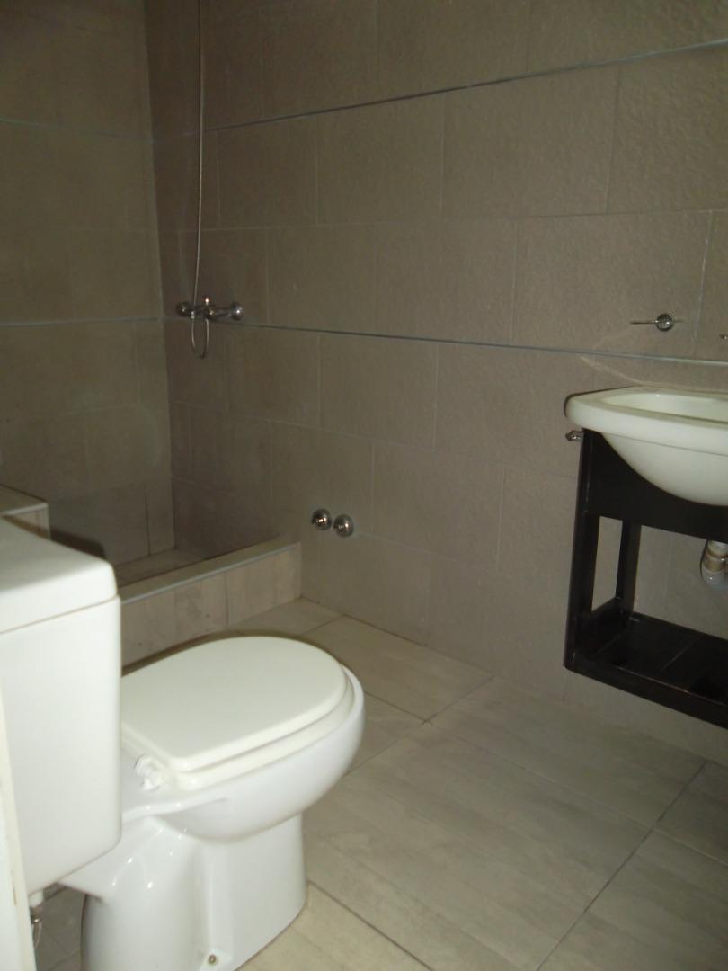 Departamento en Venta en Jose Leon Suarez, USD 65.000