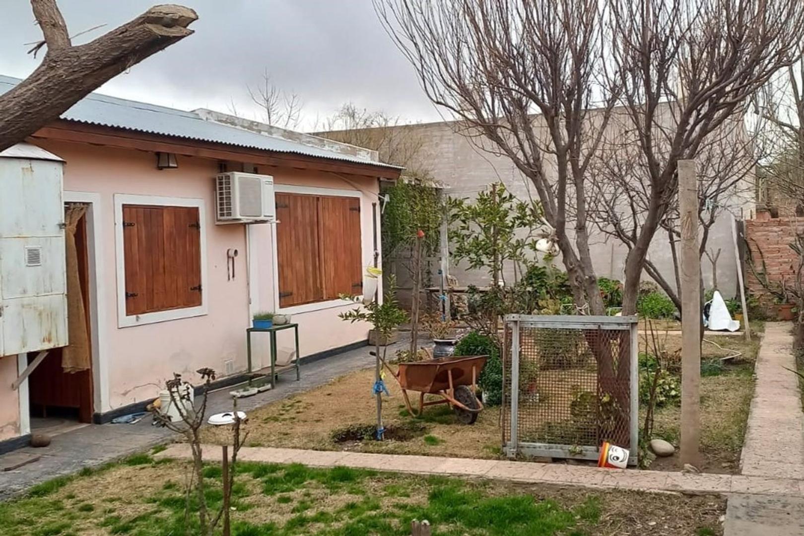 Casa en Av. Centenario 675