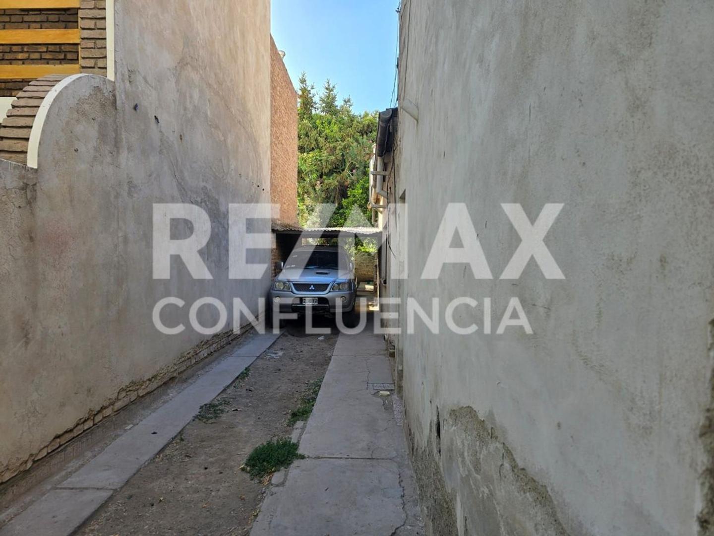 VENTA DE LOCAL COMERCIAL + CASA DOS DORMITORIOS