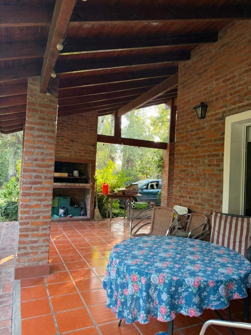 Casa 4 ambientes con 3 baños