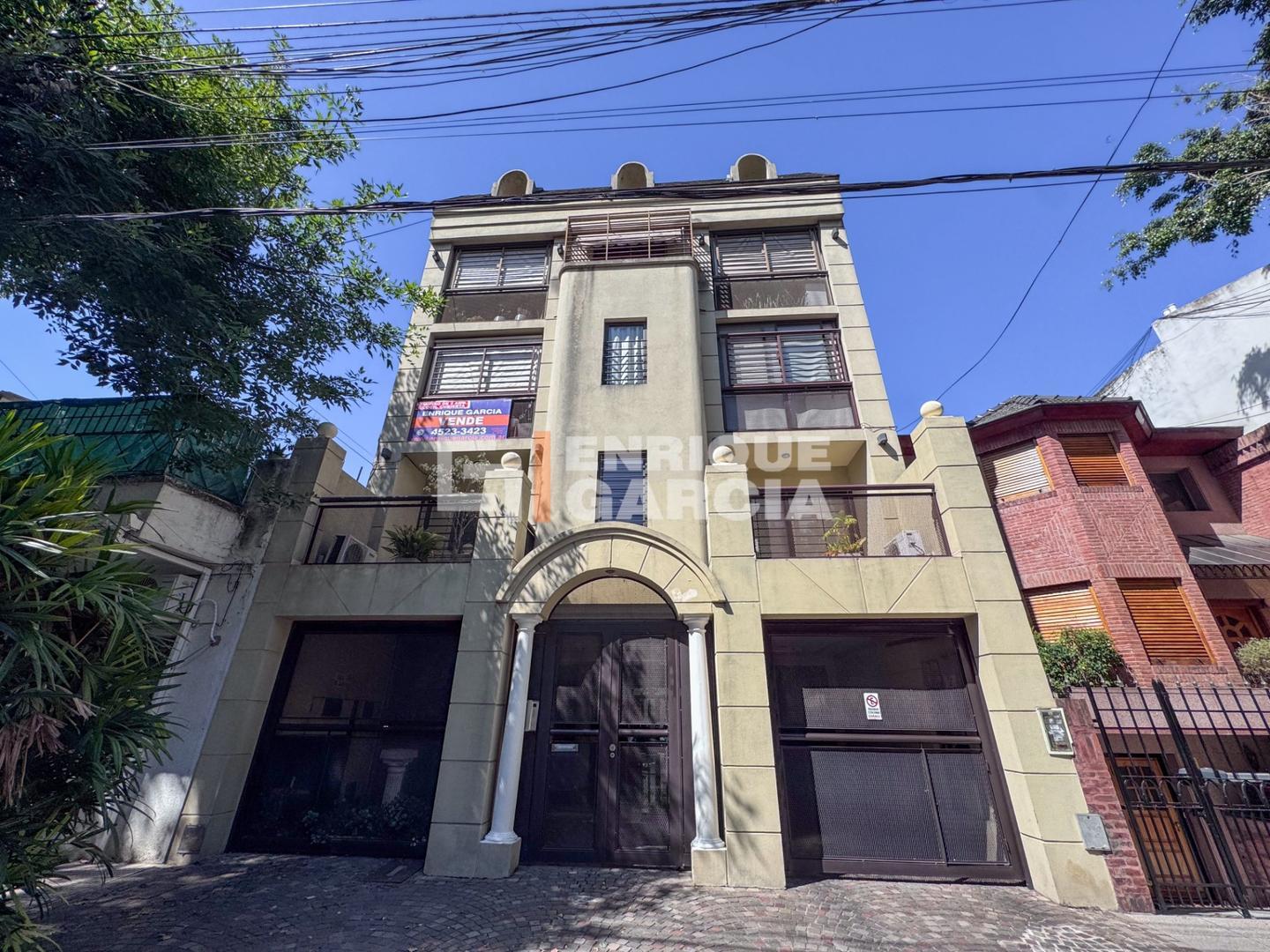 VENTA SEMIPISO 3 AMBIENTES FRENTE COCHERA FIJA CUBIERTA