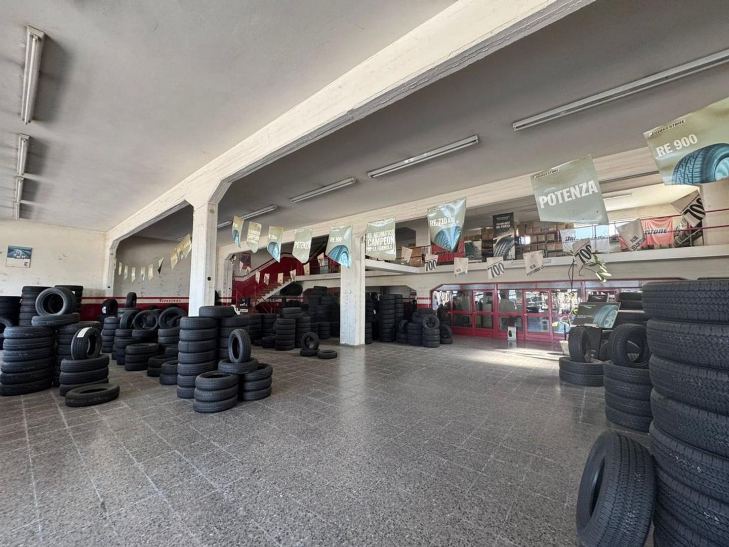 Local en Venta en Santa Rosa, USD 1.500.000