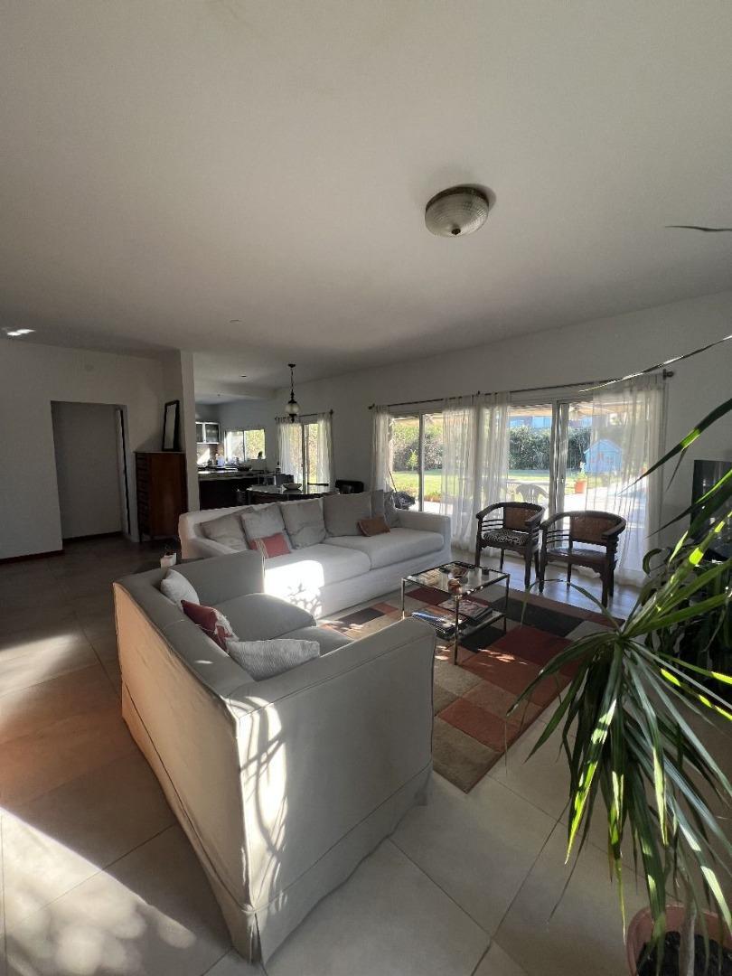 Casa en Venta en San Isidro Labrador, USD 360.000