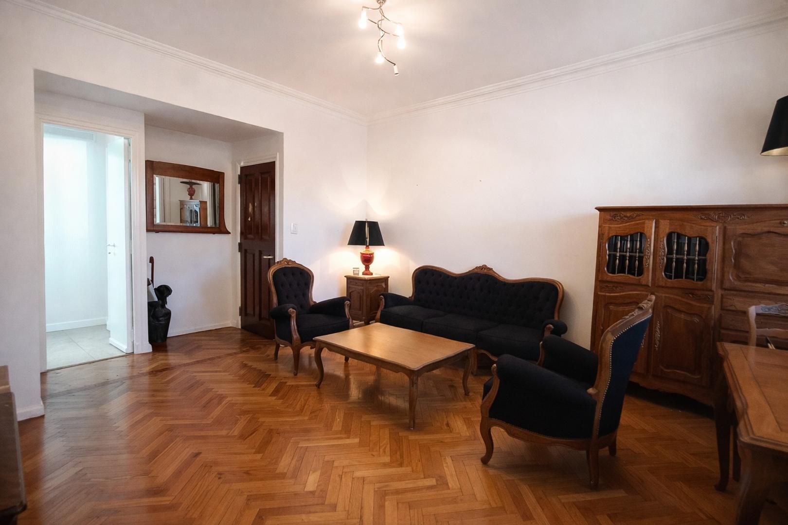 Departamento Luminoso de 3 amb. Av del Libertador