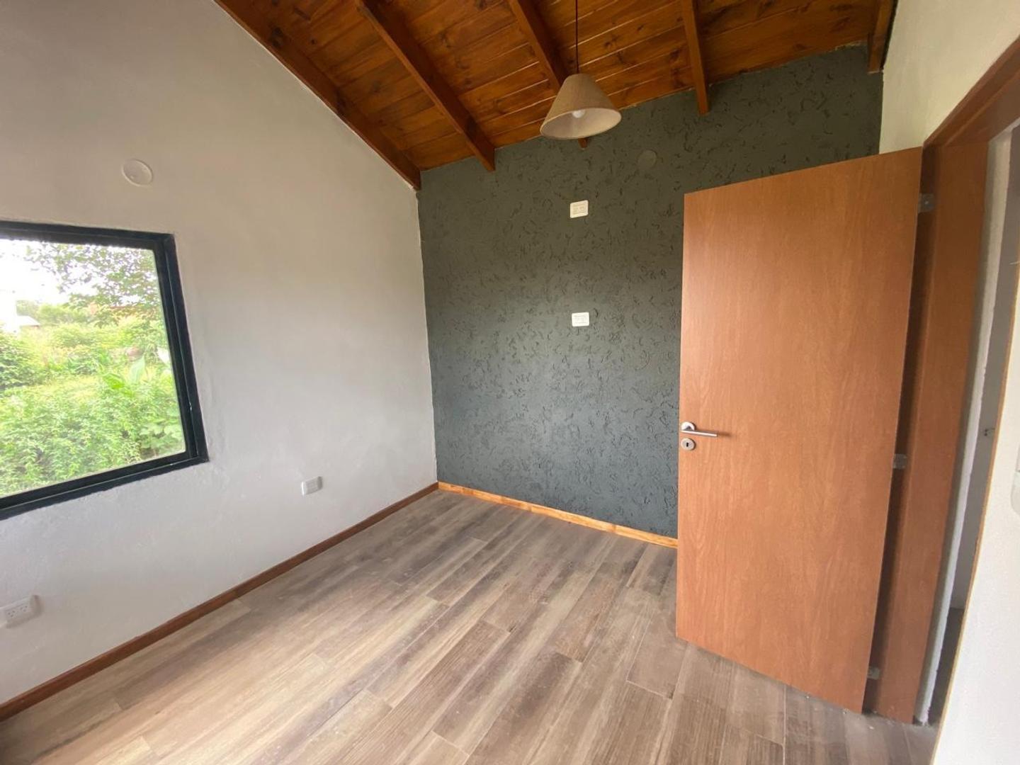 CASA EN VENTA EN CALAMUCHITA,EXCELENTE ENTORNO