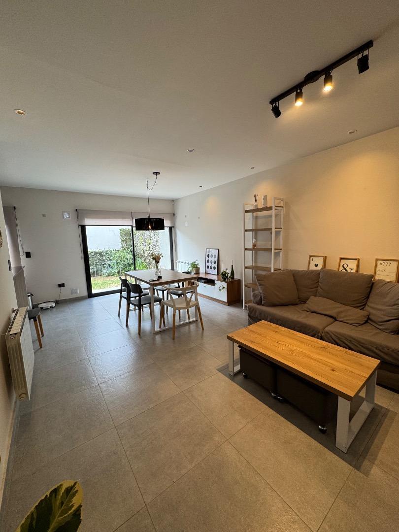 ALQUILO HERMOSO DUPLEX AMOBLADO MIRADORES MANANTIALES