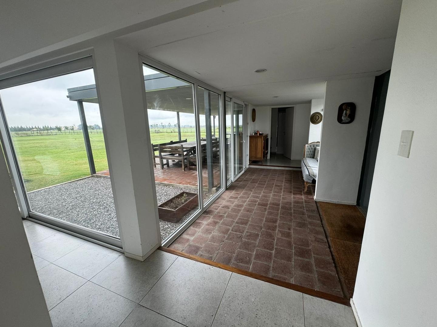 Casa 4 ambientes con 3 baños