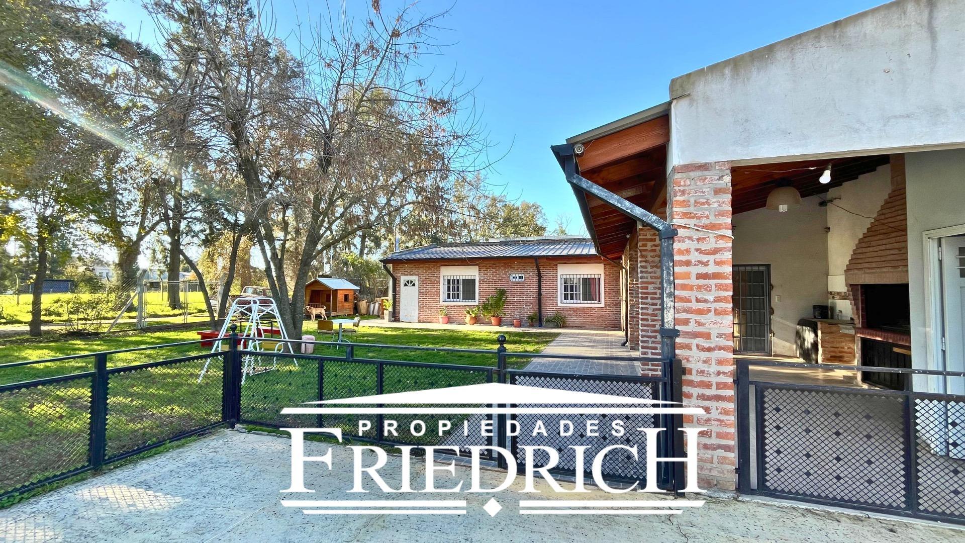 Puente Bemberg Y Puerto Cadena