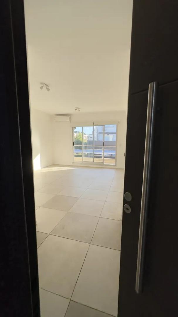 Departamento en Alquiler en Nordelta Sendero, $ 550