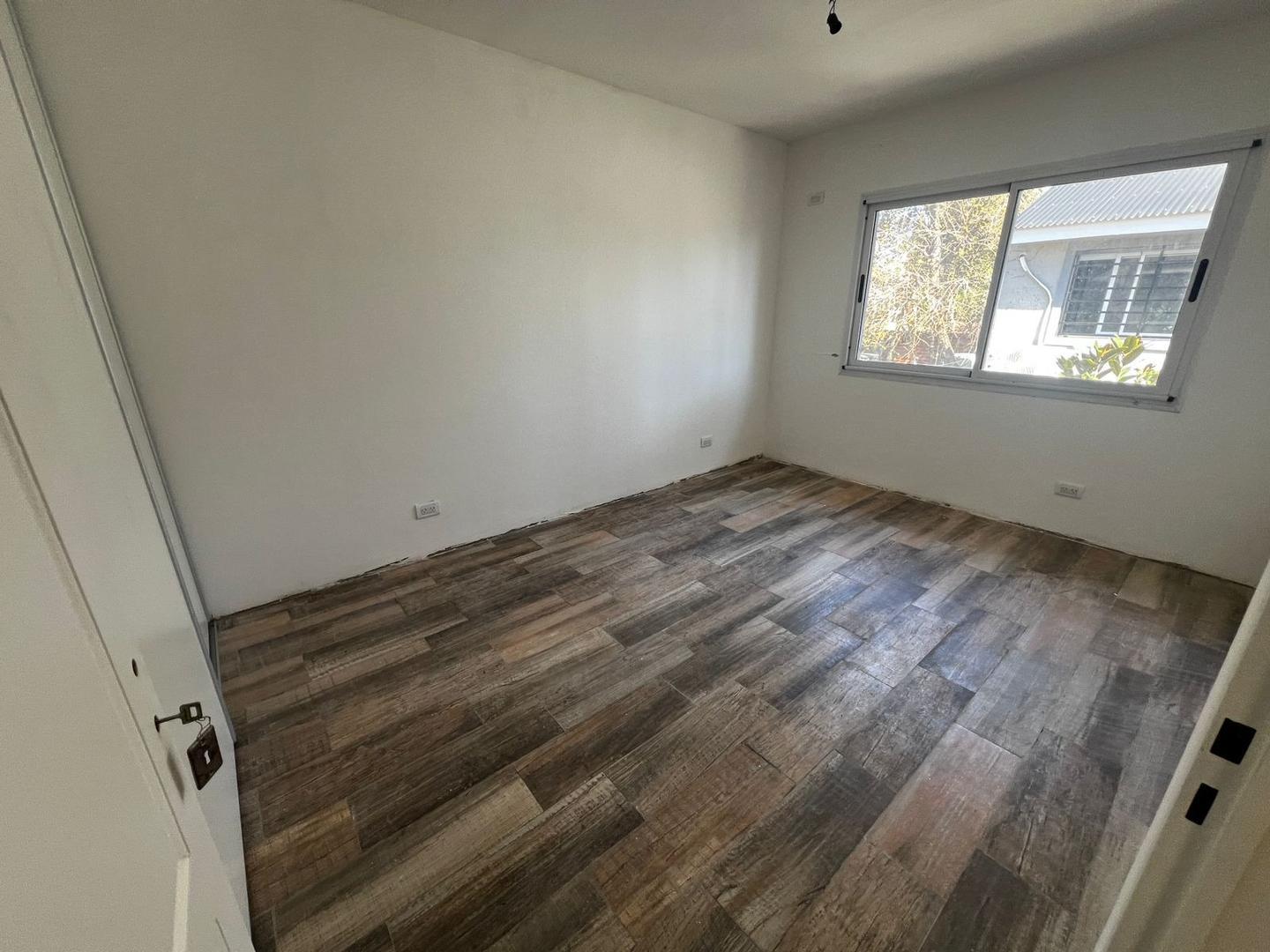 Venta Duplex Barrio Ingles Temperley. permuta financiación