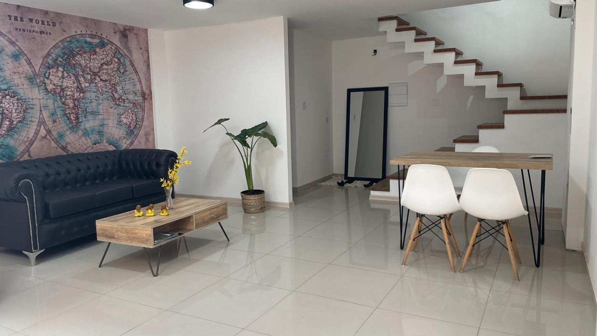 VENTA Local Dúplex 80 m² en Paseo Quatro, Villa Carlos Paz