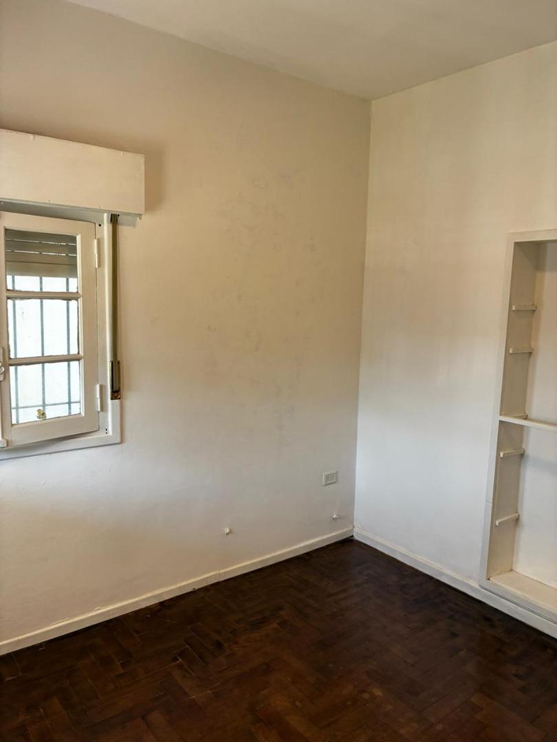 Teniente General Lonardi 400