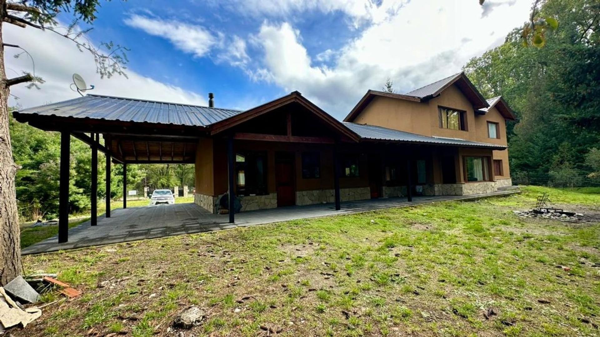 Casa en Venta con 1 cochera