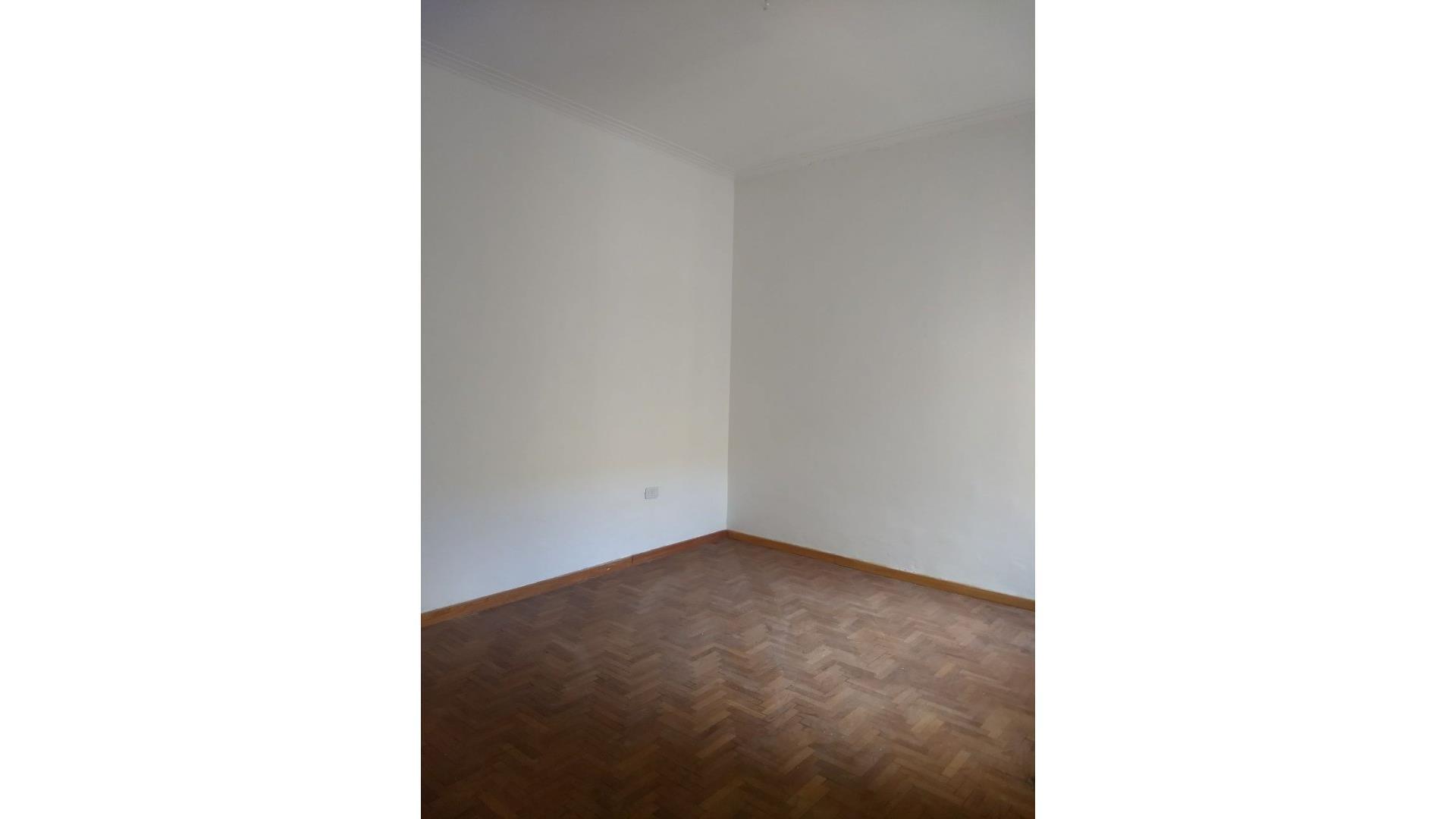 Casa en Alquiler en Echesortu, $ 1.100.000