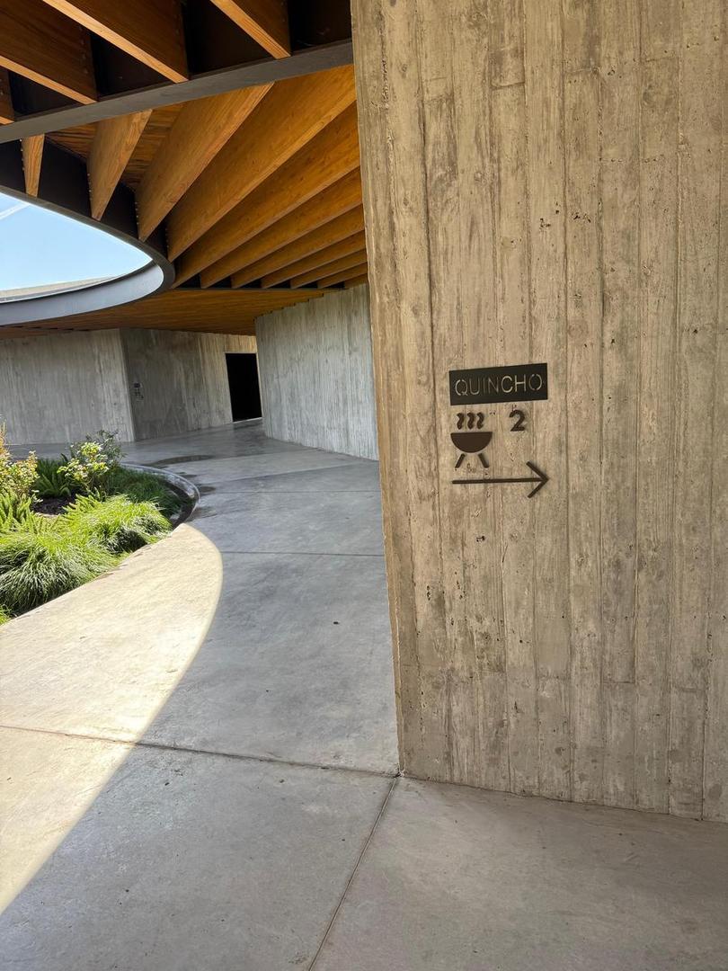 VIDA CLUB DE CAMPO - FUNES