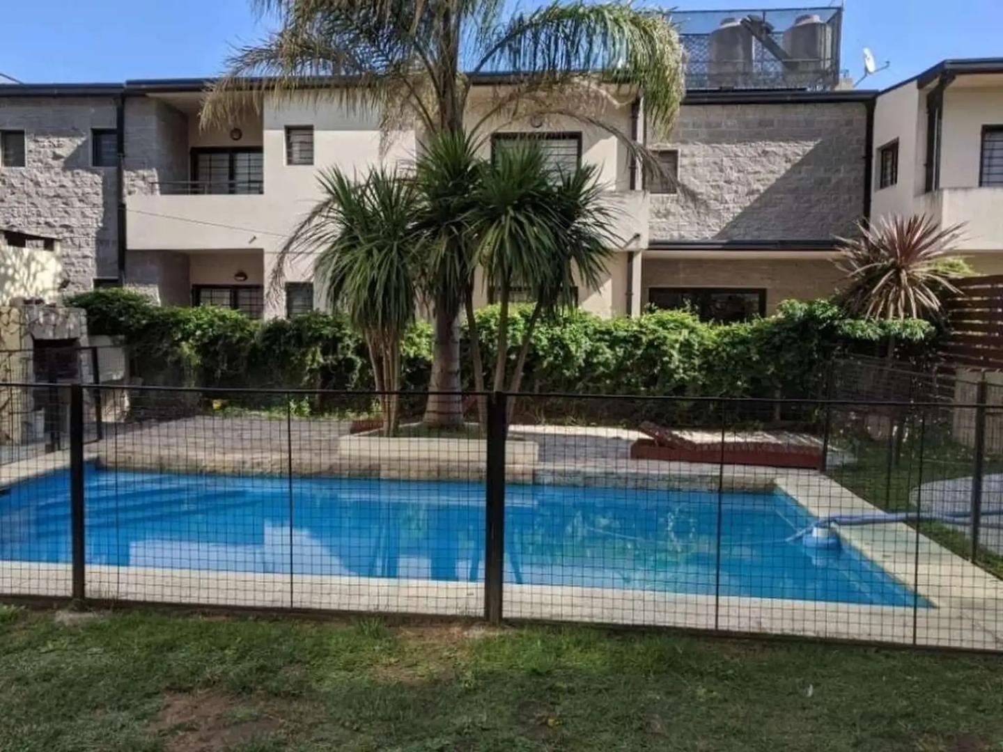 Acepta mascota mediana