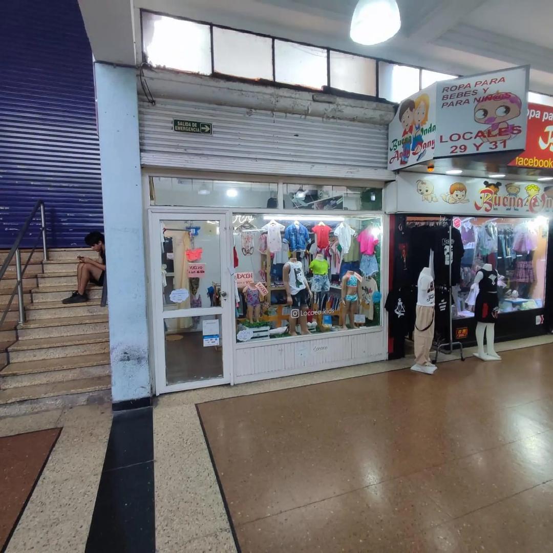 Venta de Local en Lanús Este