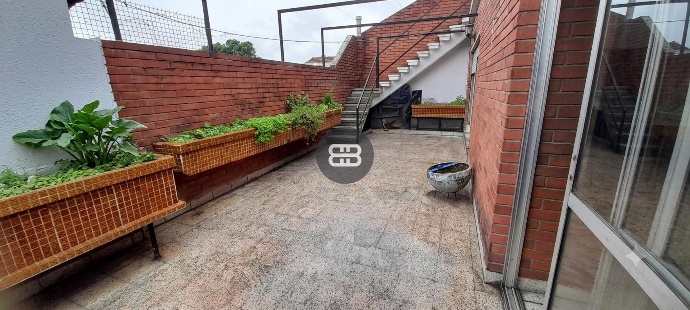 Depto Tipo Casa 3 ambientes con 1 baño