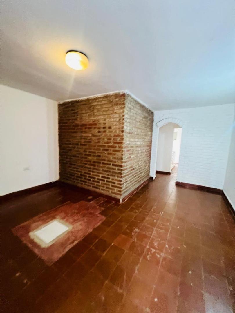 Departamento 5 ambientes con 1 baño