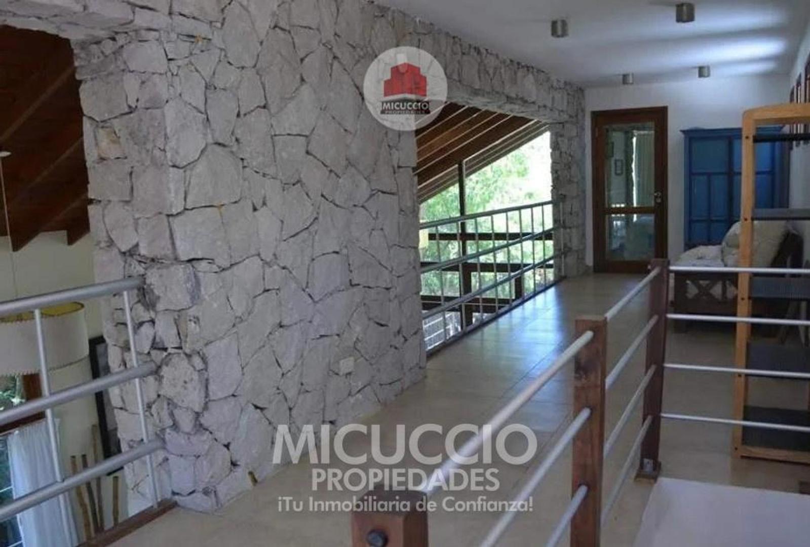 Casa 4 ambientes con 1 baño