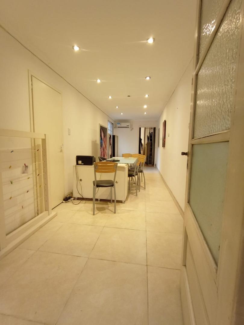 CASA EN VENTA MADARIAGA AL 900 SARANDI