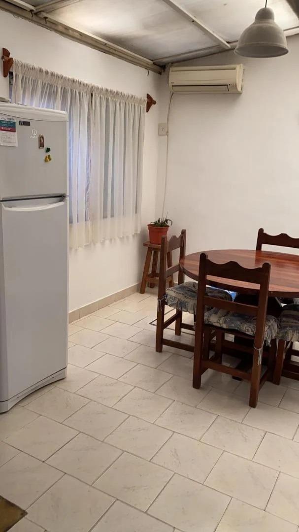 Depto Tipo Casa 4 ambientes con 2 baños