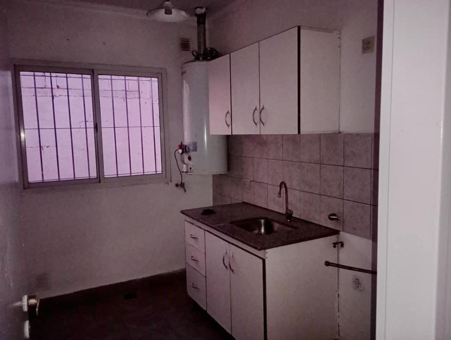 Casa 3 ambientes con parque en Tandil