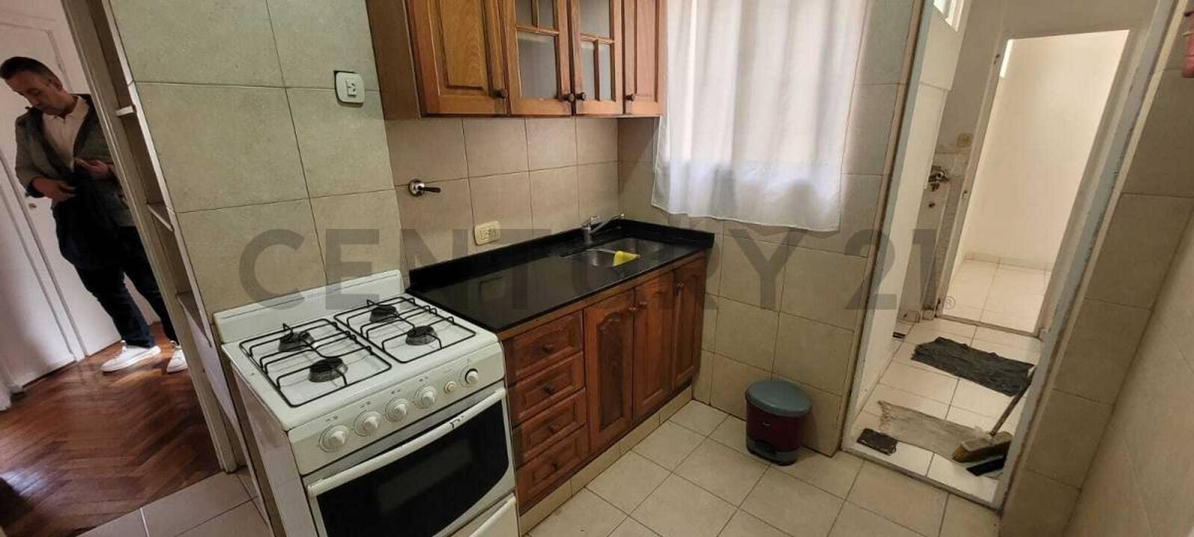 Venta Depto 3 Ambientes c/Dependencia