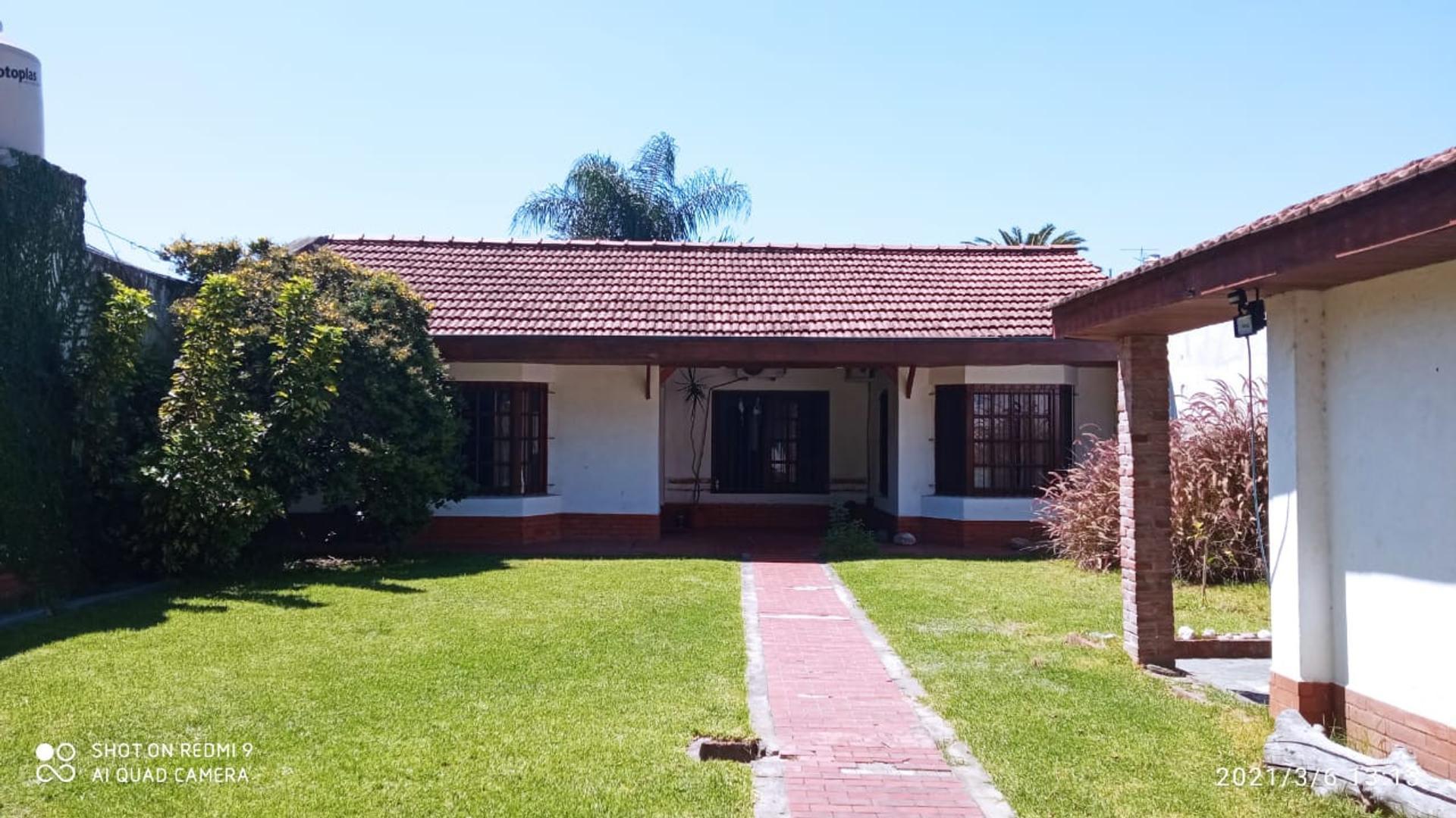 VENTA HERMOSA CASA 4 AMBIENTES, VILLA BALLESTER