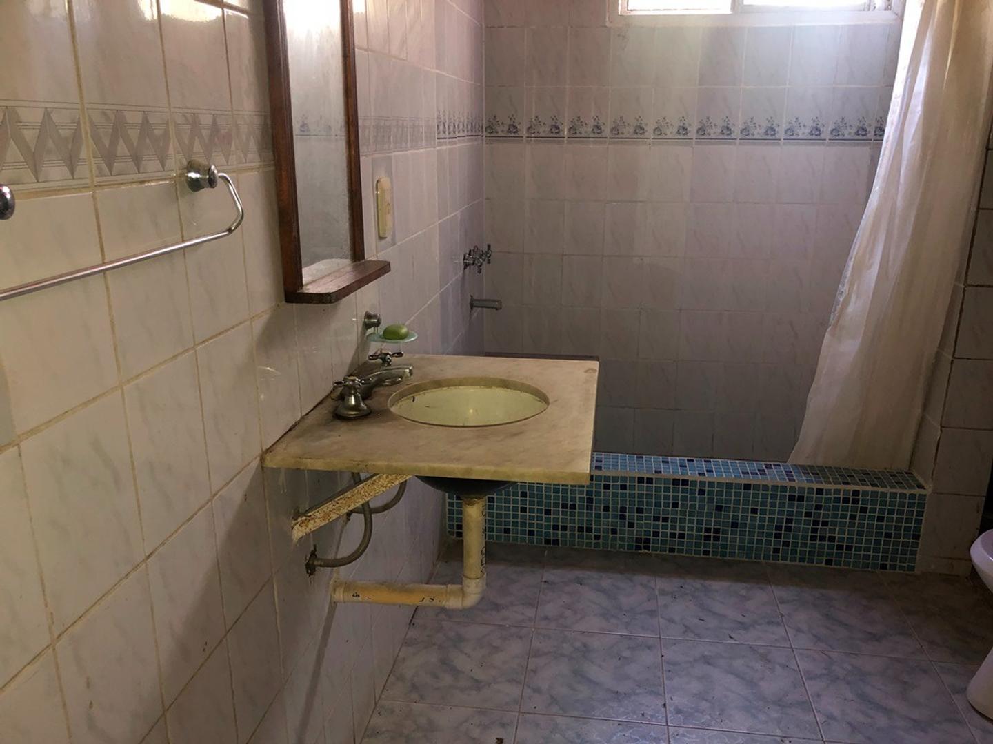 Casa en Venta en Barrio Parque Leloir, USD 260.000