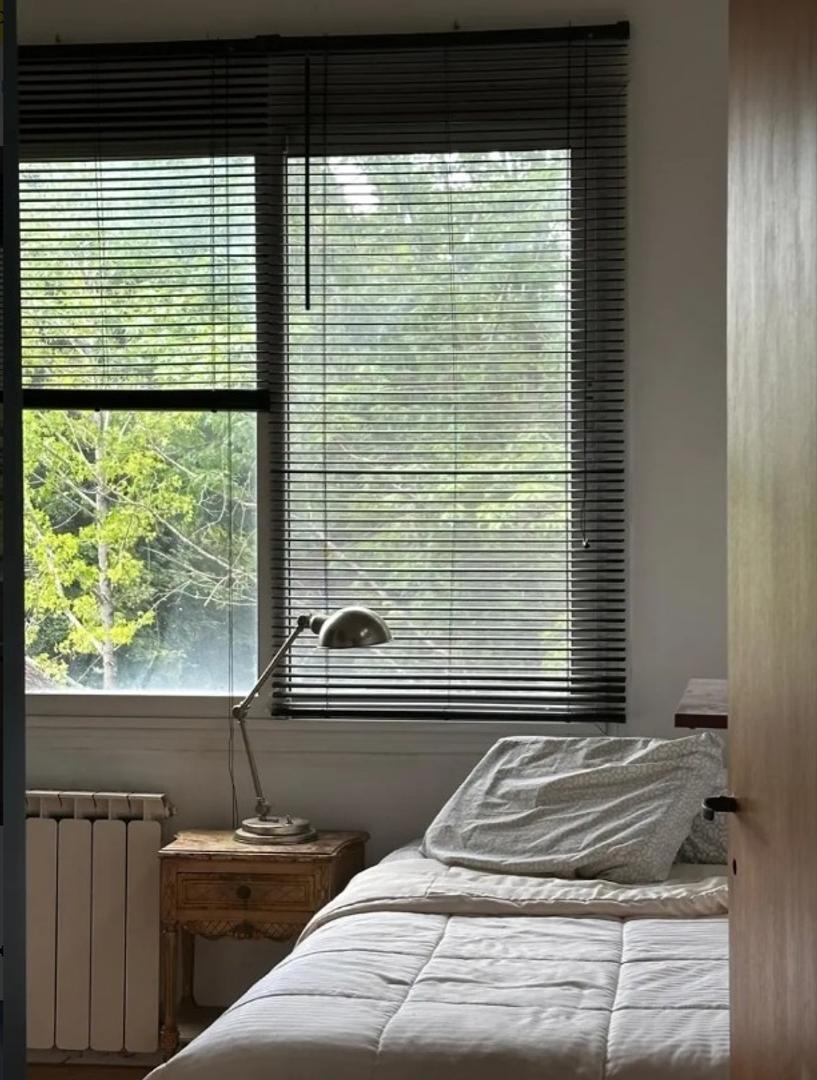 Casa en Alquiler con 3 cocheras