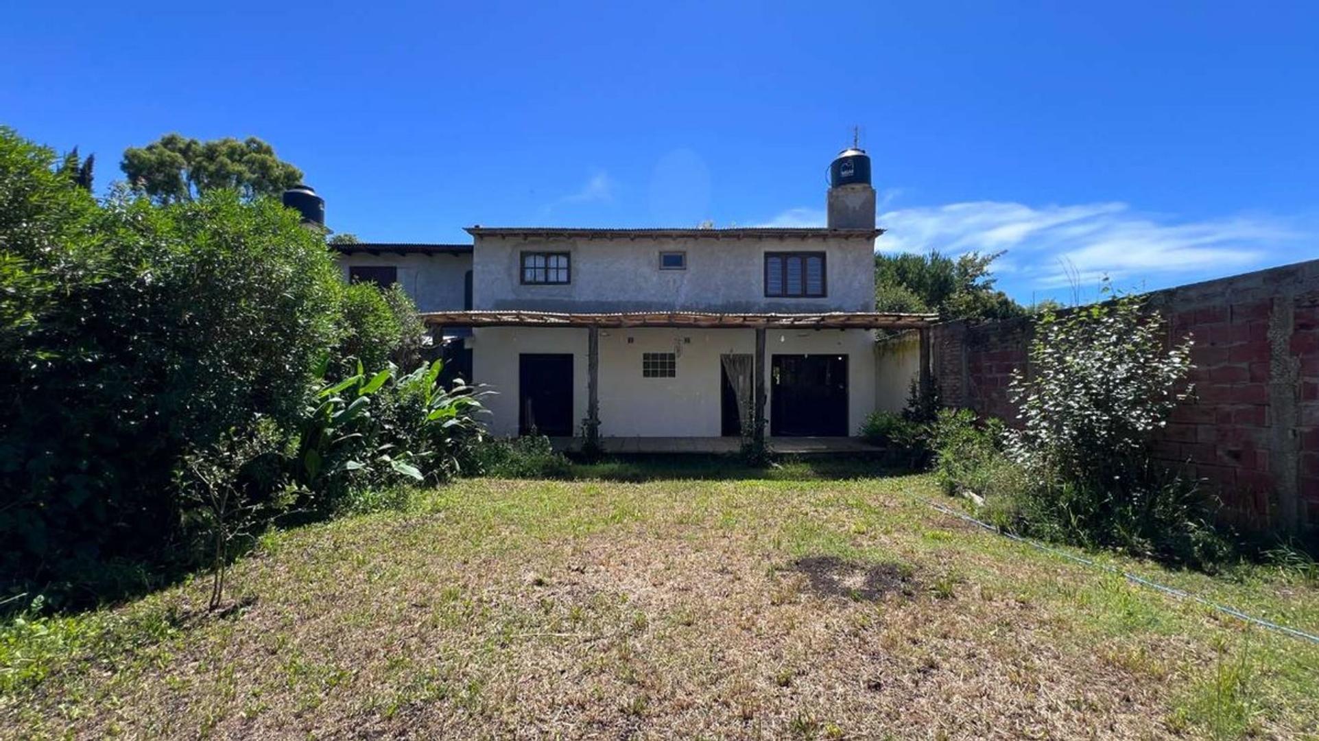 Casa en Venta con 1 cochera