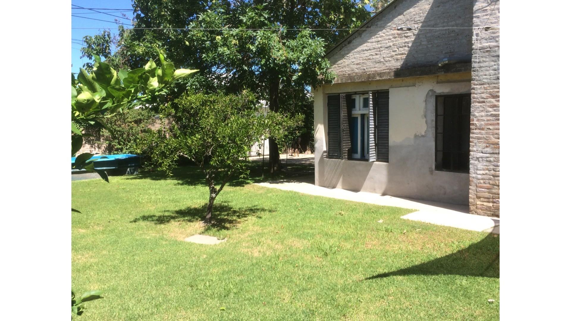 Casa 4 ambientes con 1 baño